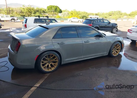 2018 Chrysler 300 S z USA, uszkodzony, nr VIN 2C3CCABT2JH216449